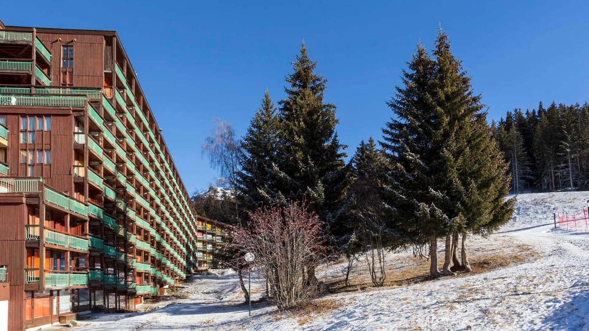 Apartment Studio Renove Au Pied Des Pistes - Balcon Sud - Proche Commerces - 5 Couchages - Fr-1-346-349 Les Arcs